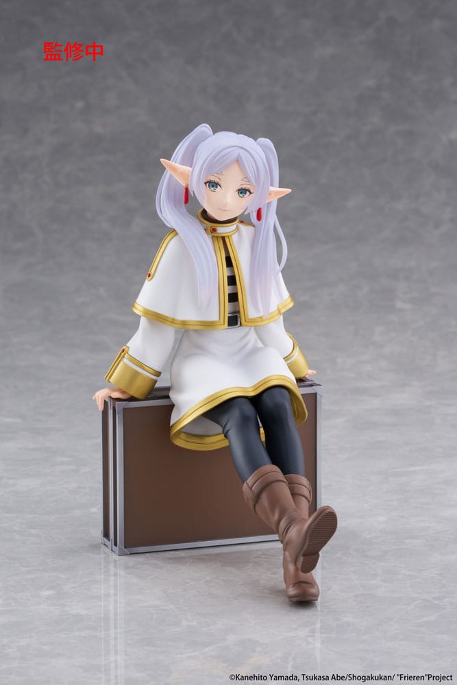 Frieren: Beyond Journey's End - Frieren Desktop Cute Figure Frieren Trunk Case Ver. - Taito Prize