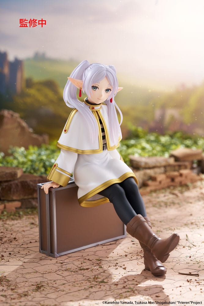 Frieren: Beyond Journey's End - Frieren Desktop Cute Figure Frieren Trunk Case Ver. - Taito Prize