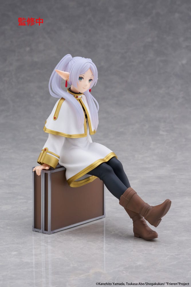 Frieren: Beyond Journey's End - Frieren Desktop Cute Figure Frieren Trunk Case Ver. - Taito Prize